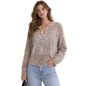 In Loom Taupe Bandana Patchwork Distressed Pullover L